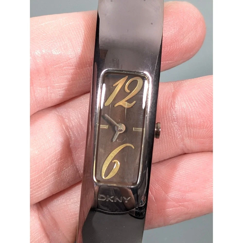 DKNY Bangle Watch Women's Brownish Purple & Gold Tone‎ Working Fits 6.5